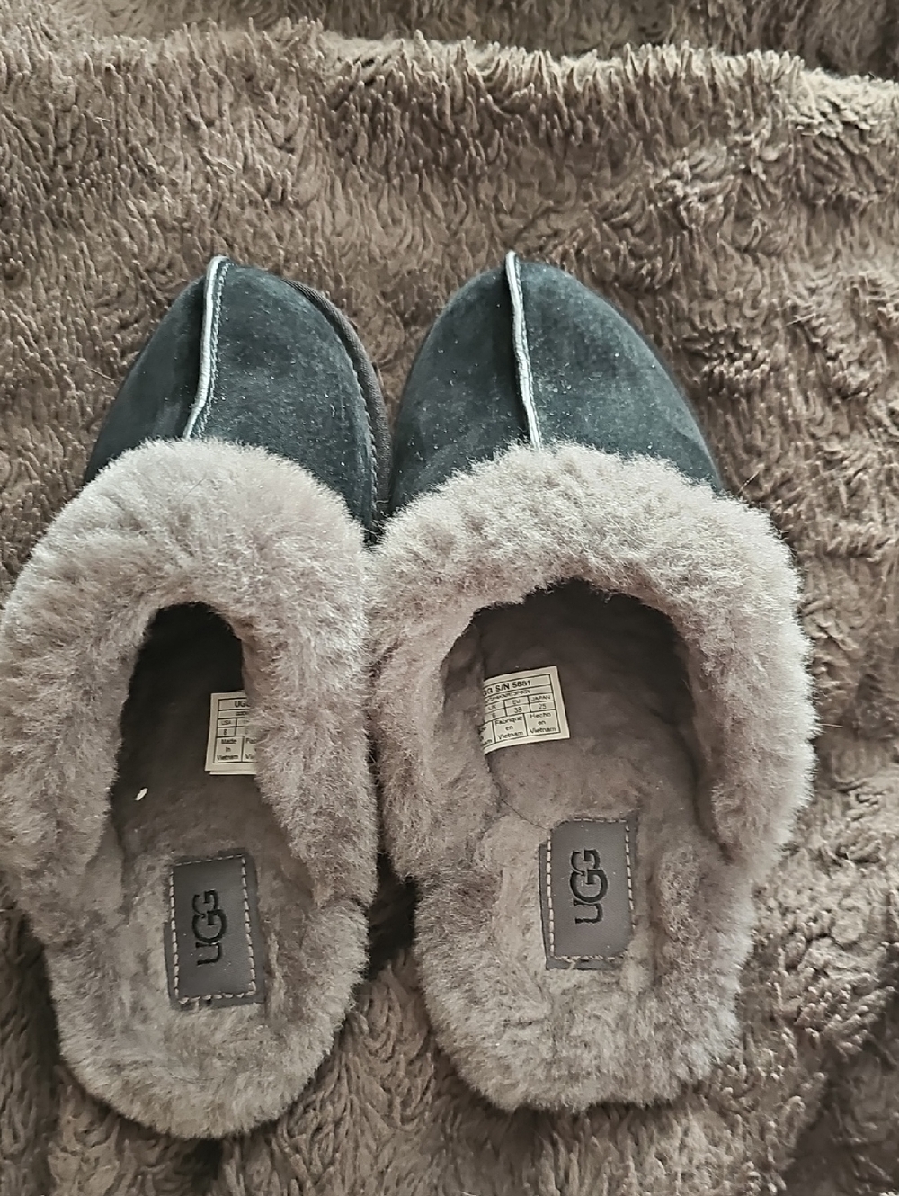 UGG Women's Black Suede Shearling Clog Slippers